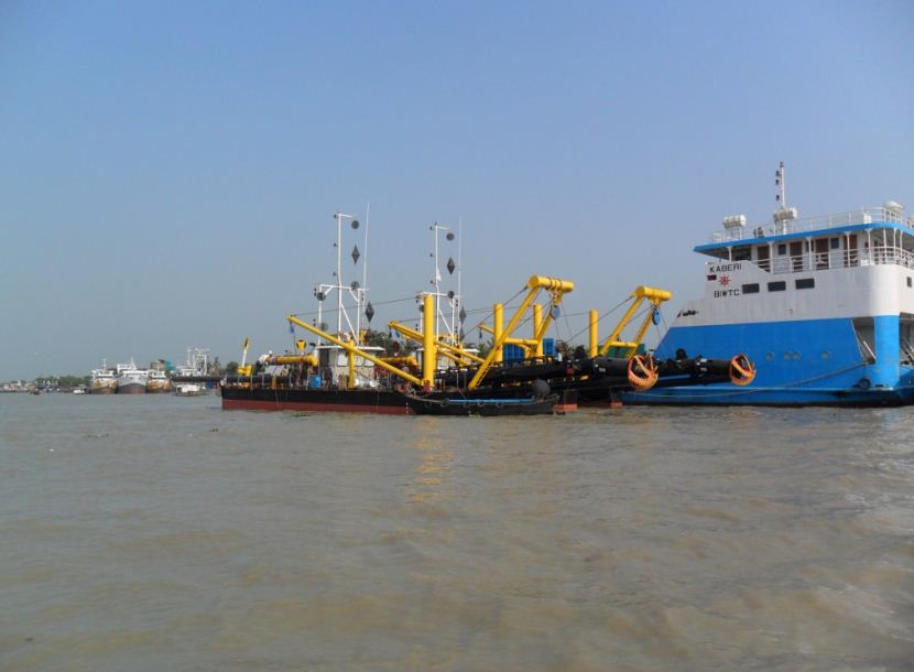 Bangladesh - VOSTA LMG Hands Over Three CSD's 450 to BIWTA Bangladesh - VOSTA LMG Hands Over Three CSD's 450 to BIWTA